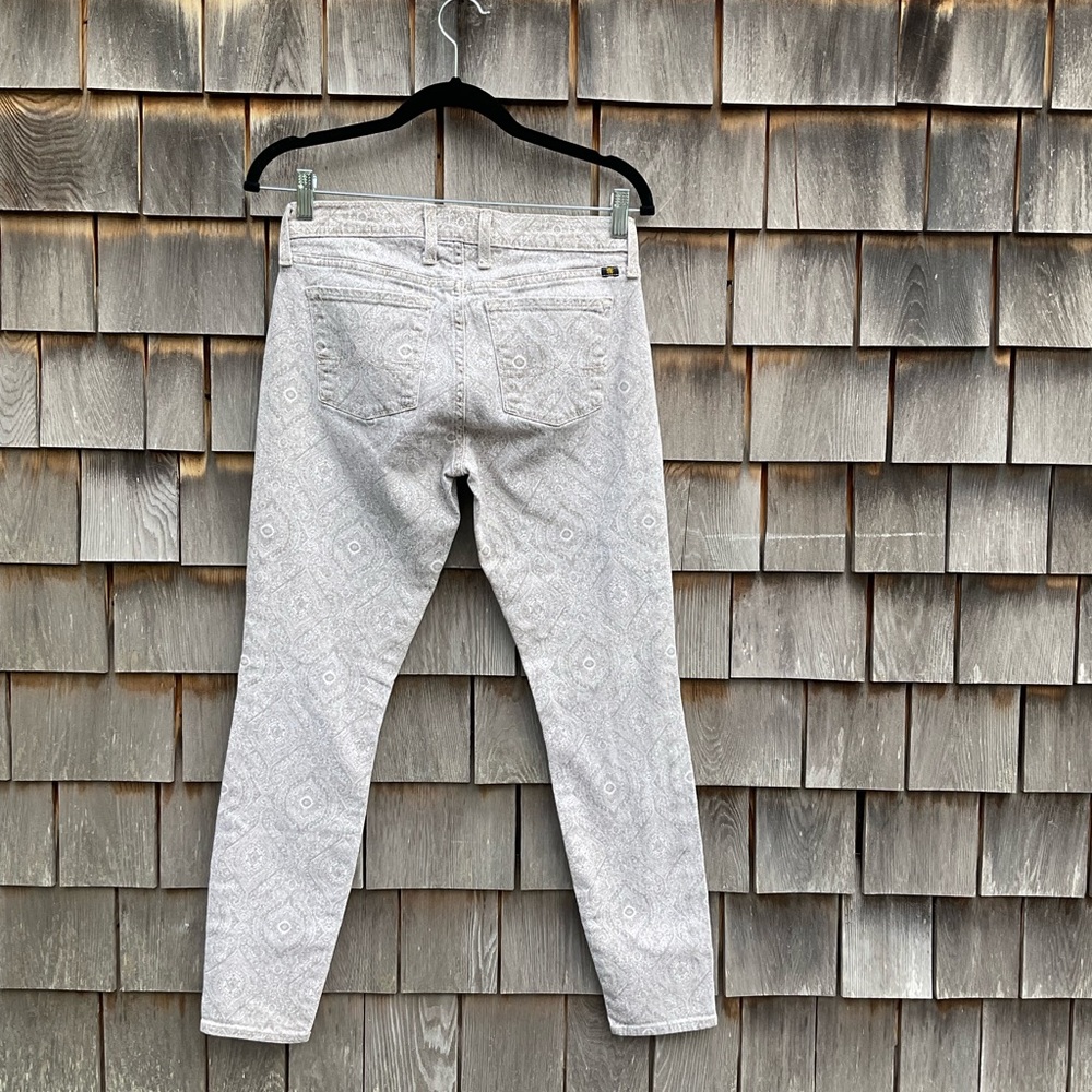 Lucky Brand Jeans - Picture 2 of 5